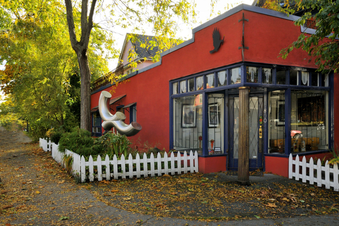 Red house in Strathcona