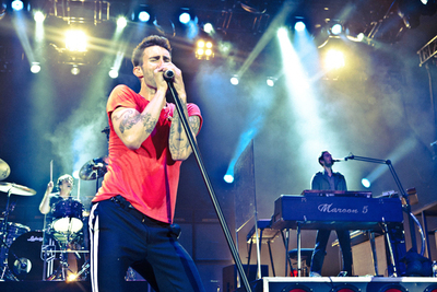 adam levine maroon5 1
