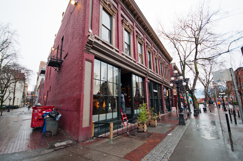 Alhambra Gastown in Vancouver