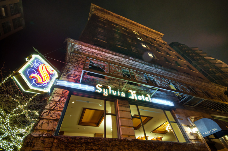 Sylvia Hotel in Vancouver