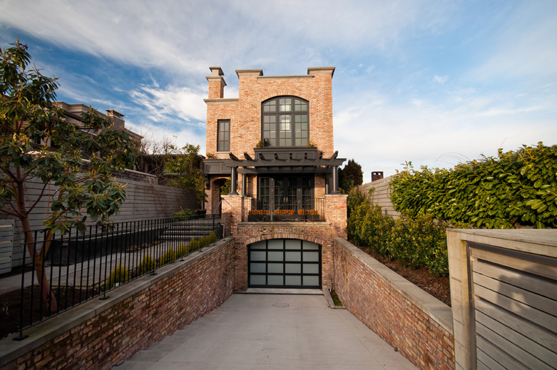 Point Grey Rd  Luxury Homes 