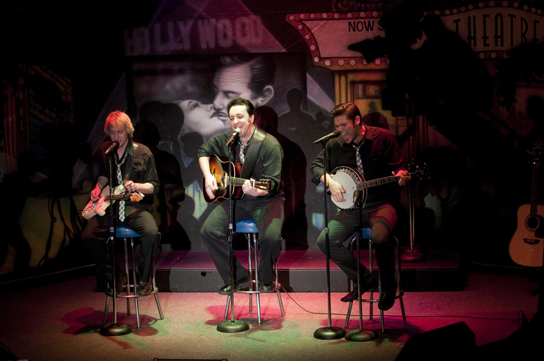 The Giggle Dam Show 3