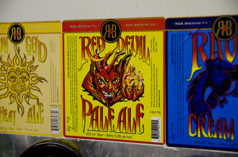 26 Red Devil Pale Ale Label