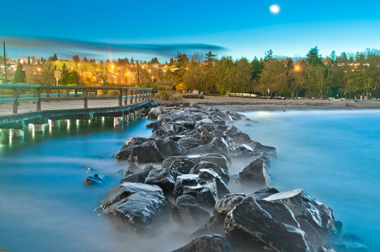5 Jericho sailing club docks at dusk