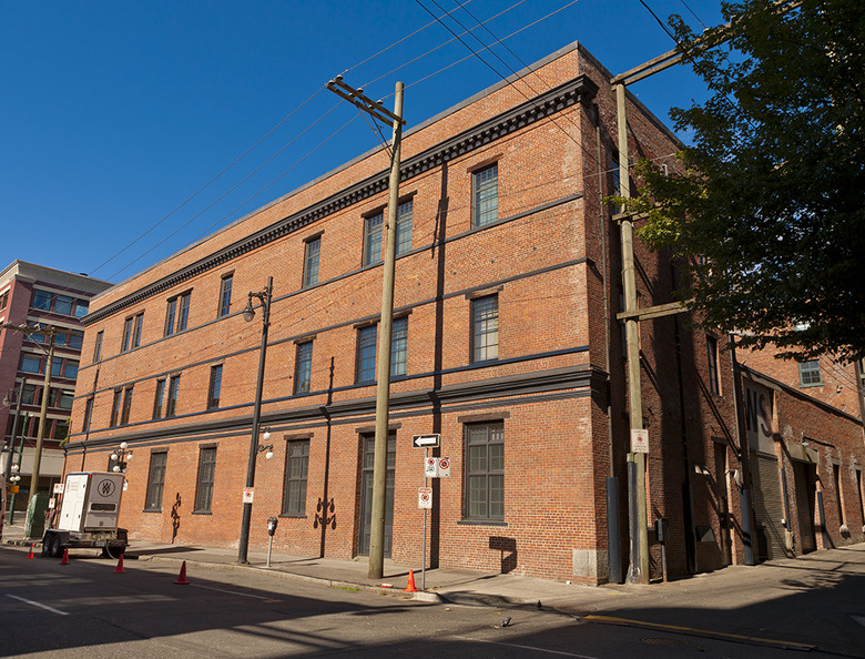 3 Oppenheimer Building3