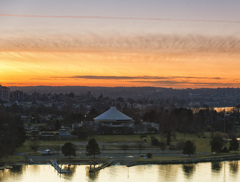 10 HR MacMillan Space Centre