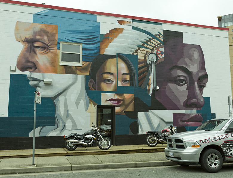 James Knights mural at 302 West 2nd