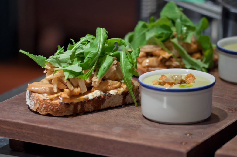 Royal dinette 7 open faced sandwich