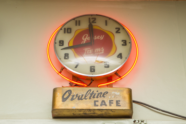 Ovaltine Cafe 5